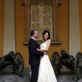 happy-couple-in-como