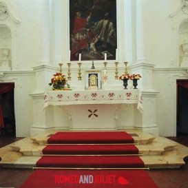 church-wedding-historical-relais