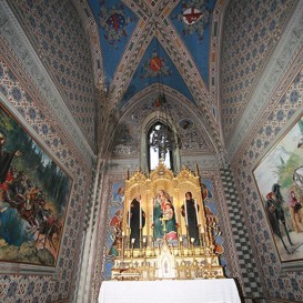 private-castle-chapel-in-chianti