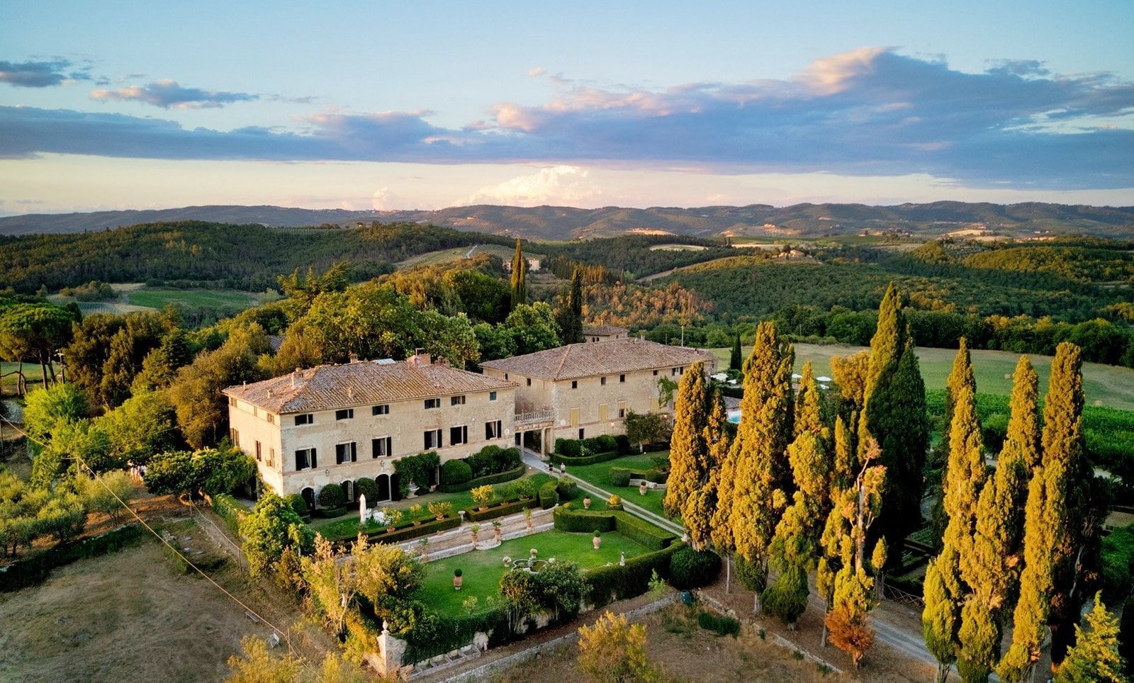 villa stomennano aerial view