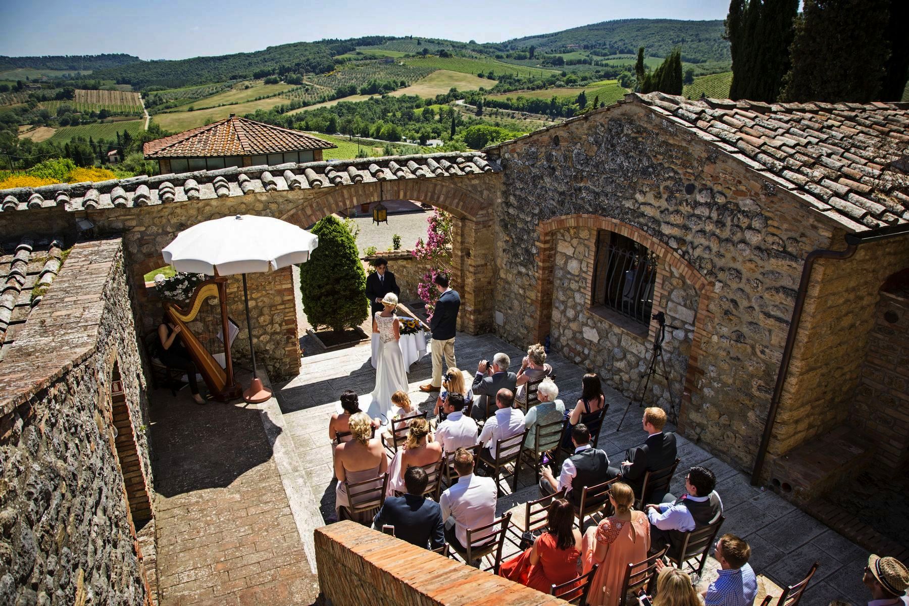 san gimignano farmhouse wedding