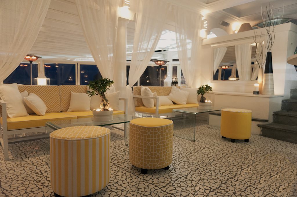 Beach Restaurant with Lounge Positano