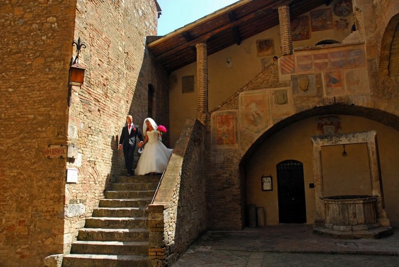 Tie the knot in San Gimignano wedding hall