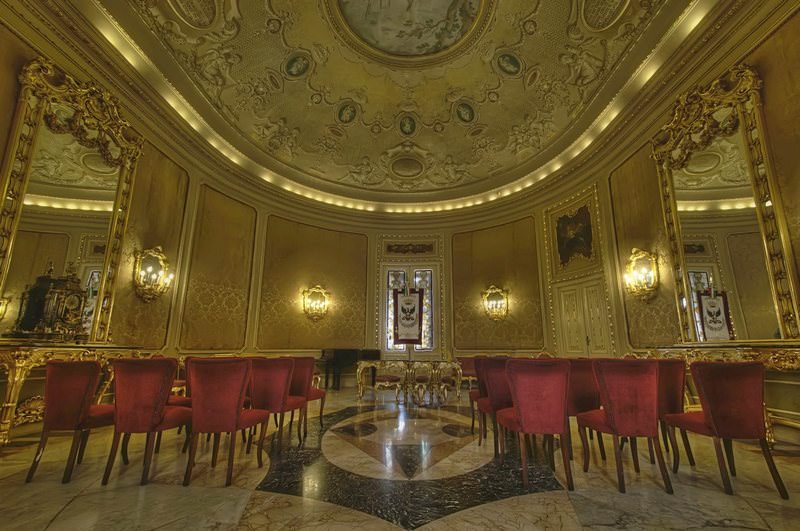Noto wedding